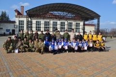 🌟 Накануне памятной даты в Ванновском сельском поселении прошла военно-спортивная игра "Зарница", посвященная Дню воссоединения Крыма с Россией! 🇷🇺
